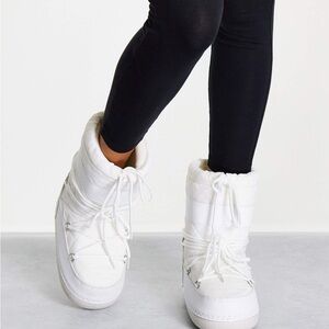 Truffle White Quilted Snow Boots